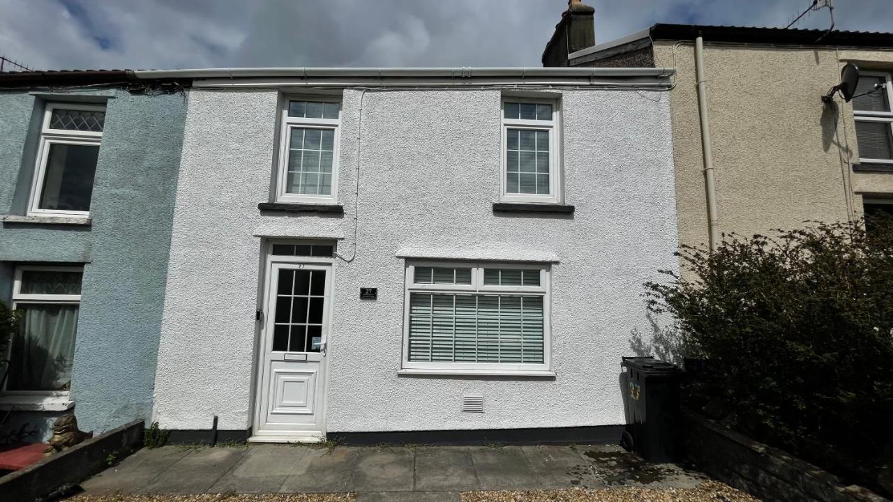 Ty Caer Cottage Merthyr Tydfil Dowlais ภายนอก รูปภาพ
